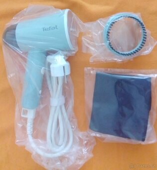 Tefal cestovní naparovačka. - 2