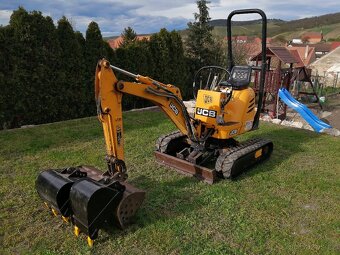 Bagr JCB Micro Plus - 2