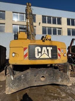 Kolové rypadlo CAT M 322 D s magnet. hlavou - 2