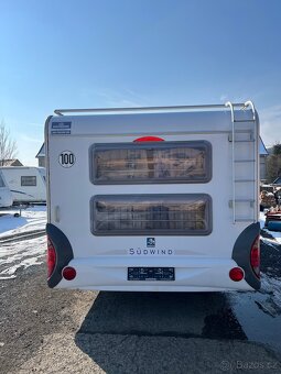 Knaus Südwind 500 FSK - předstan, vybavení - 2