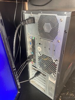 Stolni pc bedna funkcni - 2