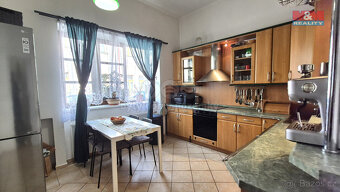 Prodej rodinného domu, 240 m², Postoloprty, ul. Štefánikova - 2