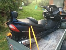 Motonadily Suzuki Burgman AN 400 2005 - 2