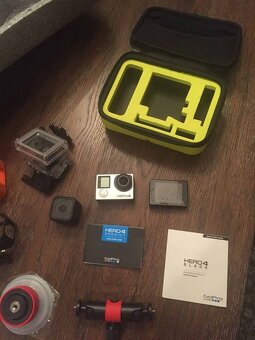 Dron DJI Phantom 4 + GoPro Hero 4 Black + GoPro Hero Session - 2