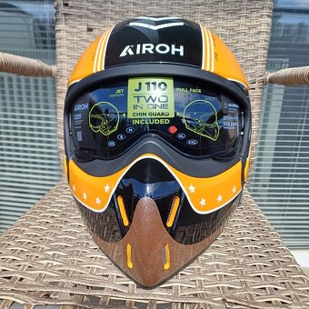Moto helma Airoh J110 Command - 2