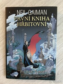 Prodám komiksy Neil Gaiman - První a Druhá kniha hřbitovní. - 2