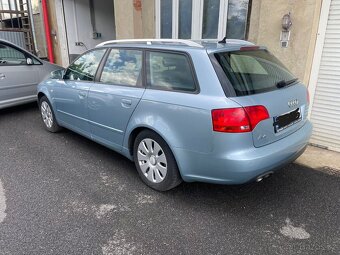 AUDI A4 AVANT - 2