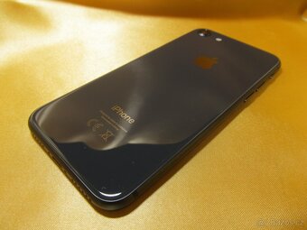 iPhone 8 Black 64GB TOP STAV ZÁRUKA - 2