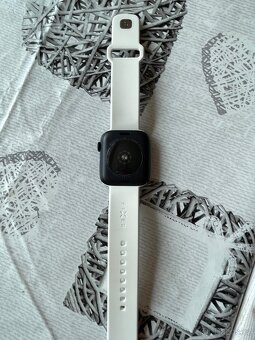 Apple Watch SE 2. generace (2022) 44 mm - 2
