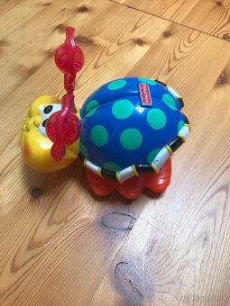 Jezdící beruška zn. Fisher Price - 2