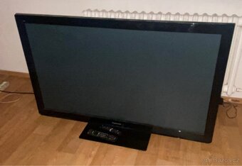 Televize Panasonic TX-L24C3E - 2
