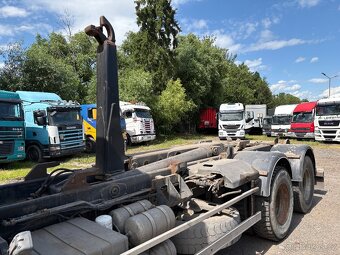 Iveco Eurostar 420 nosič kontajneru,6x4 - 2