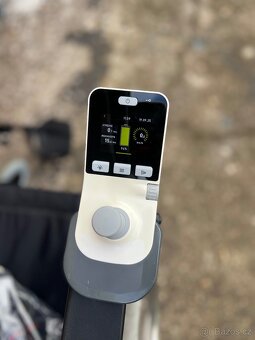 Elektrický invalidní vozík - 2