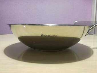 Tupperware pánev wok 4,2 l - 2