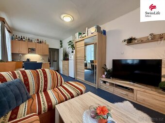 Pronájem bytu 1+kk 35 m2 Krakonošovo náměstí, Trutnov - 2