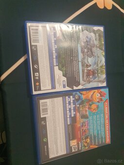 Ps4 2x  hry crasch / Horizon - 2