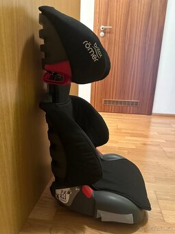 Britax Römer Adventure 15-36 kg černá - 2