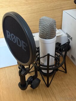 Kompletní nové studiové vybavení - 2