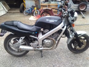 Honda Bross 400 - 2