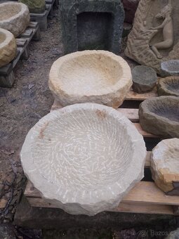 Kamenné mísy, ptačí pítka - 2