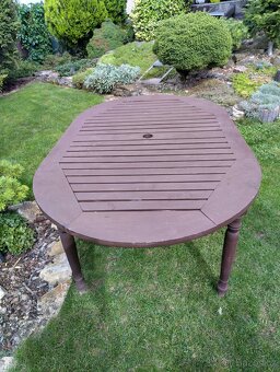Prodám zahradní stůl - 2