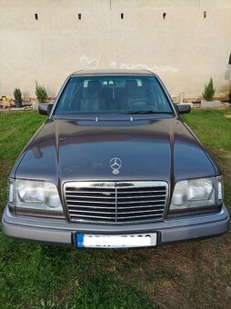Mercedes E250D W124  1 majitel v CZ - 2