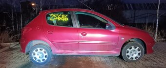Peugeot 206 č. 25686 - 2