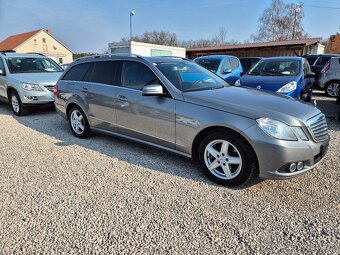 Mercedes E220 - 2