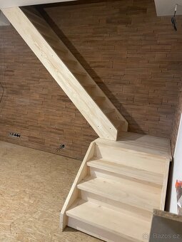 Dřevěné schodiště - 2