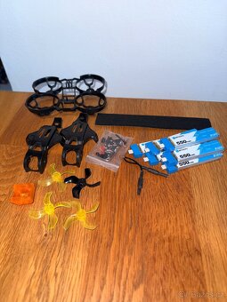 FPV whoop dron GEPRC TinyGO + příslušenství - 2