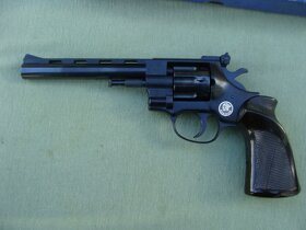 Flobert 8 ranný revolver "ARMINIUS" 4 mm - 2
