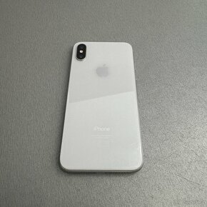 iPhone X 64GB silver, pěkný stav, 12 měsíců záruka - 2