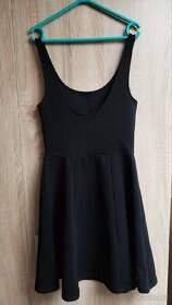 Černé šaty - 2
