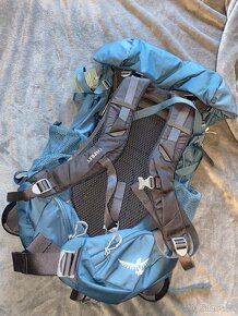 Dámský turistický batoh Osprey Renn 50 krosna blue - 2