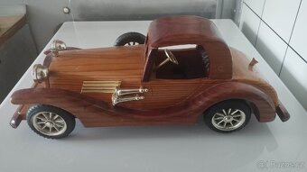 Staré Dřevěné auto - 2