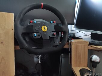 Thrustmaster T300RS + T-LCM + TH8A Řadička + Fanatec Ručka - 2