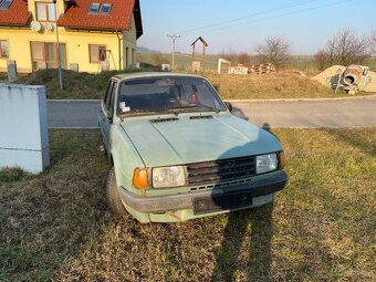 Škoda 130 - 2