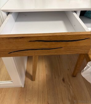 Stůl 120x59 - 2