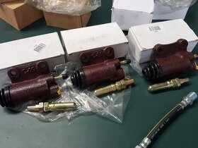 Volha Gaz-21,UAZ, pomocný spojkový válec. - 2
