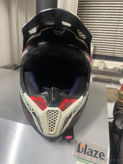 Enduro, motokros,přilba leatt - 2