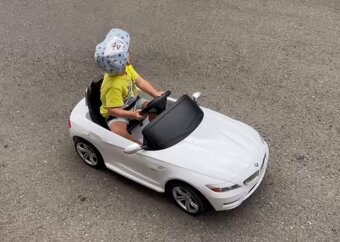 Elektrické autíčko BMW Z4 - 2