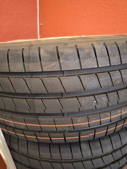GoodYear Eagle F1 Asymmetric 6 225/40 R18 - 2