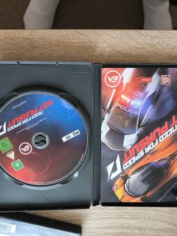 Need For Speed Hot Pursuit - 2