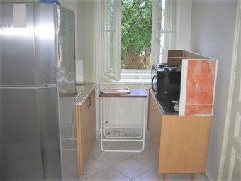 2.lůž. pok. + 3.l. pok., STUDENTKY, dívčí byt, pračka - 2