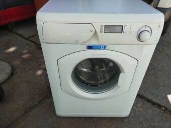 Prodám starší plně funkční pračku zn.Ariston.--5KG--DOVEZU-- - 2