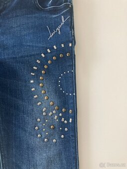 Dámské džíny Desigual s kamínky vel. 24 (XS) - 2