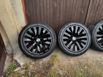 Prodám BMW kola 5x120 R18 - 2