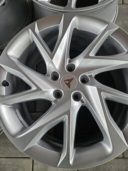 Prodám originální hliníková kola CUPRA Formentor – 18" - 2