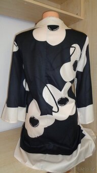 Dámské šaty vel.přibl.50-52 NOVÉ - 2