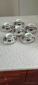 PORCELÁNOVÝ SERVIS s květinami - MADE IN CHINA - 2